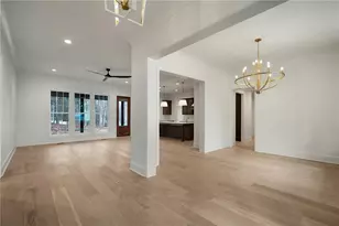 301 Windy Hill Dr, Calhoun, GA 30701 - Photo 2