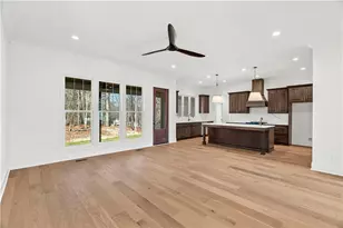 301 Windy Hill Dr, Calhoun, GA 30701 - Photo 8