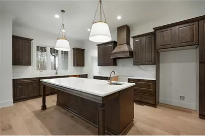 301 Windy Hill Drive, Calhoun, GA 30701 - Photo 10