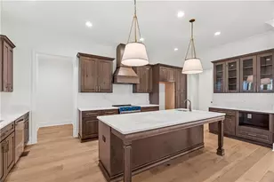 301 Windy Hill Dr, Calhoun, GA 30701 - Photo 14