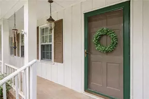 125 Heritage Cir, McDonough, GA 30253 - Photo 2