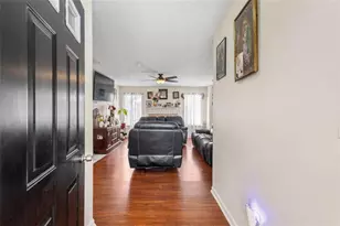 1729 Brandi Ln, Loganville, GA 30052 - Photo 2