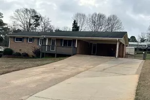 4642 Elmhurst Dr, Douglasville, GA 30135 - Photo 1