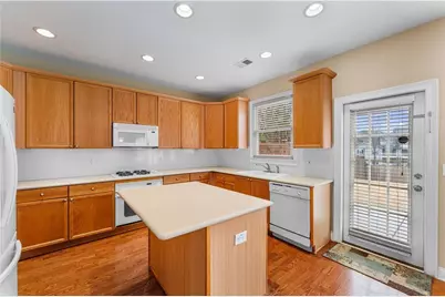 3046 Montclair Circle SE, Smyrna, GA 30080 - Photo 4