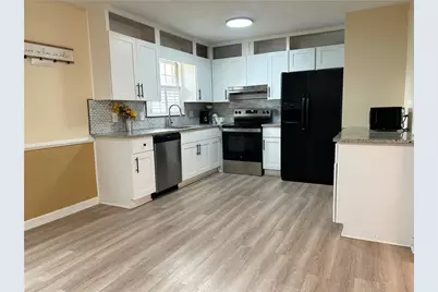 1005 Eastview Road NE, Conyers, GA 30012 - Photo 4