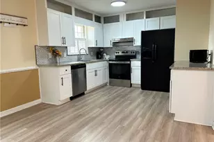 1005 Eastview Rd NE, Conyers, GA 30012 - Photo 4