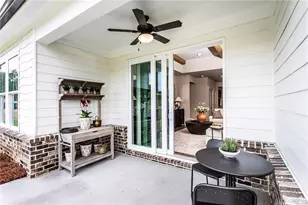 2233 Gardenwalk Wy, Marietta, GA 30066 - Photo 2