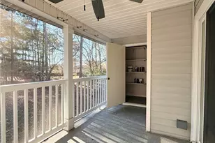 7024 Somerset Cir, Alpharetta, GA 30004 - Photo 18