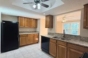 7024 Somerset Cir, Alpharetta, GA 30004 - Photo 12