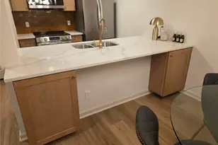 301 Barrington Hills Dr, Atlanta, GA 30350 - Photo 8