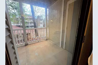 301 Barrington Hills Drive, Atlanta, GA 30350 - Photo 6