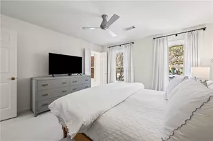 4 Queen Victoria Pl NE, Atlanta, GA 30342 - Photo 18