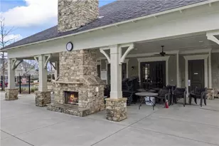 8910 Ellesmere Dr, Cumming, GA 30041 - Photo 118