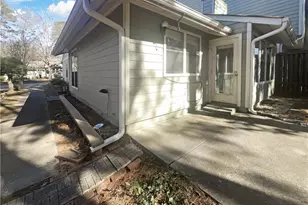 2011 Variations Dr NE, Atlanta, GA 30329 - Photo 28