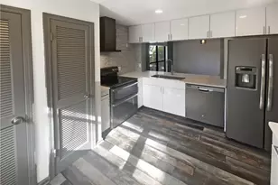 2011 Variations Dr NE, Atlanta, GA 30329 - Photo 8