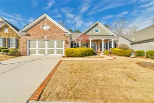 6404 Falling Water Ln, Hoschton, GA 30548 - Photo 4