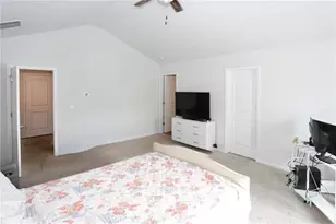 7488 Knoll Hollow Rd, Lithonia, GA 30058 - Photo 10