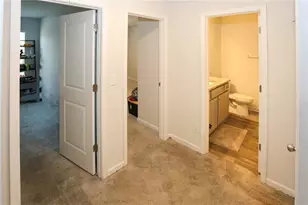 7488 Knoll Hollow Rd, Lithonia, GA 30058 - Photo 12