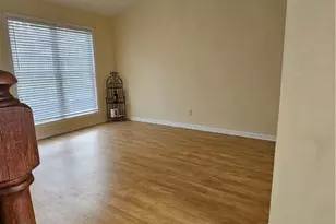 2315 Oakland Spring Dr, Snellville, GA 30039 - Photo 2