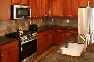 1929 Brantley Walk Ln, Atlanta, GA 30318 - Photo 8