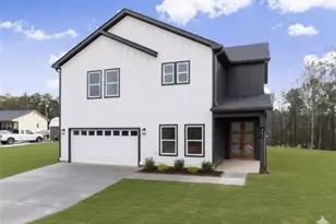 403 Magnolia Ave, Jefferson, GA 30549 - Photo 2