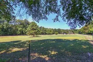 2051 Little Texas Valley Rd, Rome, GA 30165 - Photo 8