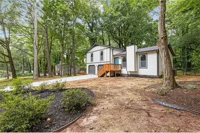 1097 Wildwood Lane, Lawrenceville, GA 30046 - Photo 2