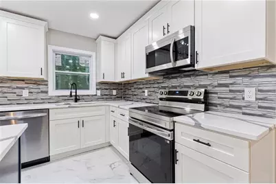 1097 Wildwood Lane, Lawrenceville, GA 30046 - Photo 8