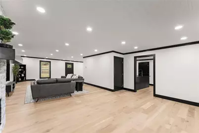 6147 Dahlonega Highway, Clermont, GA 30527 - Photo 12