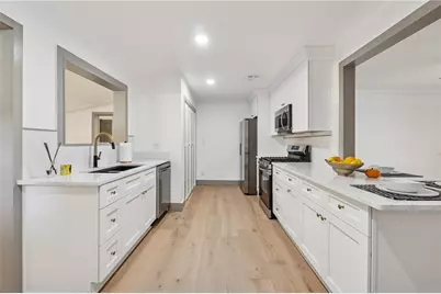 2010 Glenroy Drive SE, Smyrna, GA 30080 - Photo 10