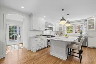 3819 N Stratford Rd NE, Atlanta, GA 30342 - Photo 10