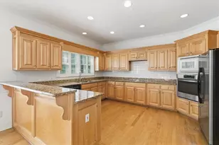 2021 Cockrell Pointe NW, Kennesaw, GA 30152 - Photo 2