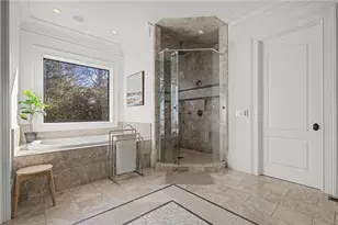 735 Glenairy Dr, Atlanta, GA 30328 - Photo 38