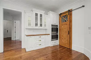 735 Glenairy Dr, Atlanta, GA 30328 - Photo 22