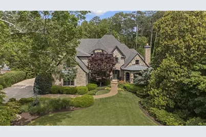 735 Glenairy Drive, Atlanta, GA 30328 - Photo 2