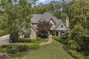 735 Glenairy Dr, Atlanta, GA 30328 - Photo 2