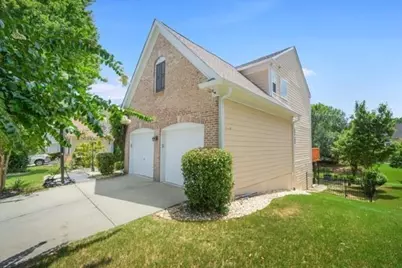 585 R Marylebone Drive, Suwanee, GA 30024 - Photo 6