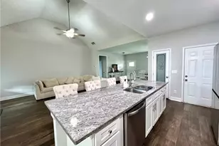 170 Willow Haven Street SE, Calhoun, GA 30701 - Photo 6