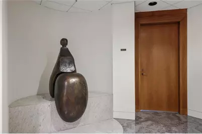 2660 Peachtree Road NW #26CD, Atlanta, GA 30305 - Photo 2