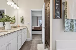 140 Hawthorn Ln, Covington, GA 30014 - Photo 34