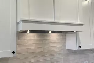 1748 Brown Cir, Marietta, GA 30066 - Photo 2