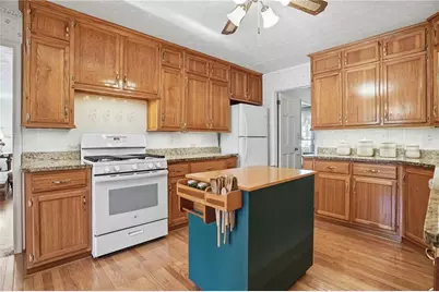 3398 Clair Circle, Marietta, GA 30066 - Photo 12