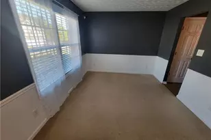 381 Double Creek Dr, Lawrenceville, GA 30045 - Photo 2