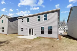 7332 Rocklin Ln, Flowery Branch, GA 30542 - Photo 4