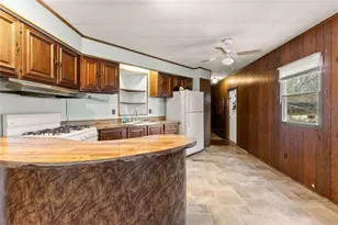 6064 Lights Ferry Rd, Flowery Branch, GA 30542 - Photo 10