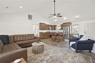 210 Madison Dr SW, Calhoun, GA 30701 - Photo 8