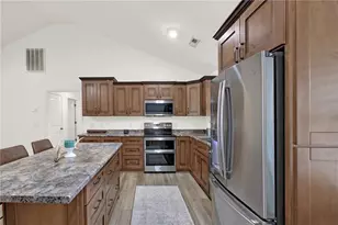 210 Madison Dr SW, Calhoun, GA 30701 - Photo 12