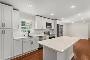 2038 S Akin Dr NE, Atlanta, GA 30345 - Photo 10