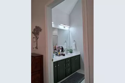 915 Charleston Court, Gainesville, GA 30501 - Photo 22