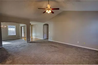 1127 Bradford Park Drive, Auburn, GA 30011 - Photo 16